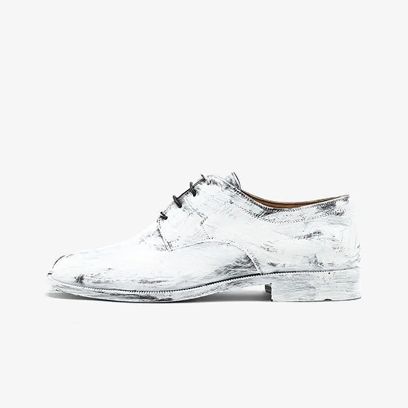 Painted Finish Tabi Laced Brogues