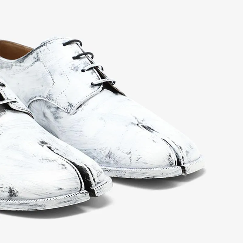 Painted Finish Tabi Laced Brogues