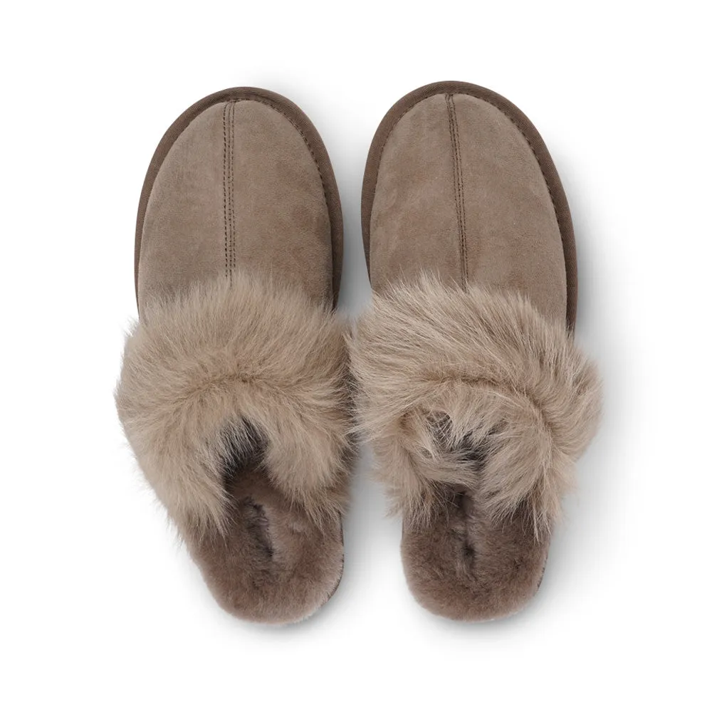 Vig - Shearling Slippers with Toscana Fur Detailing