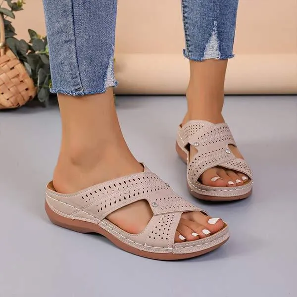 Women's Lightweight Slope Heel Slippers 55360786C